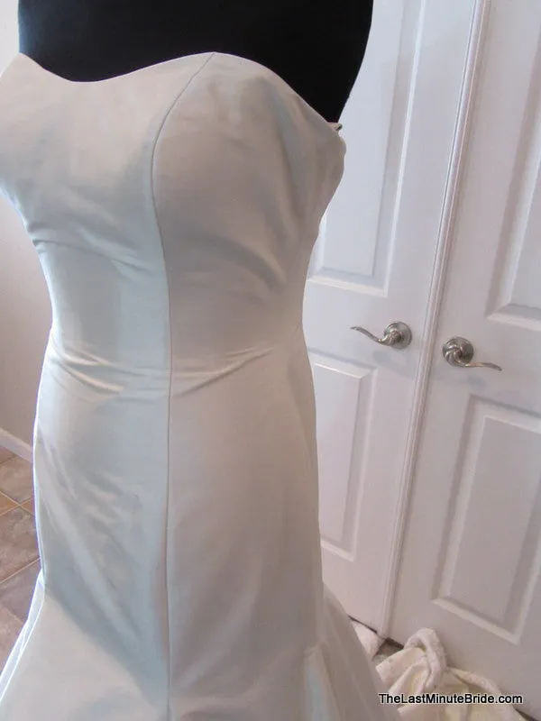 Allure Bridals 2711