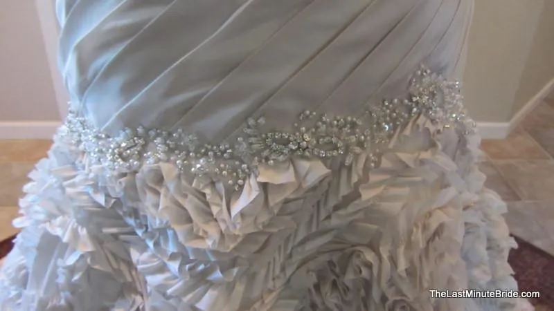 Allure Bridals 9015