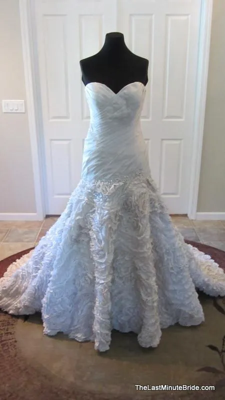 Allure Bridals 9015