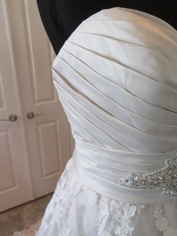 Allure Bridals 9202
