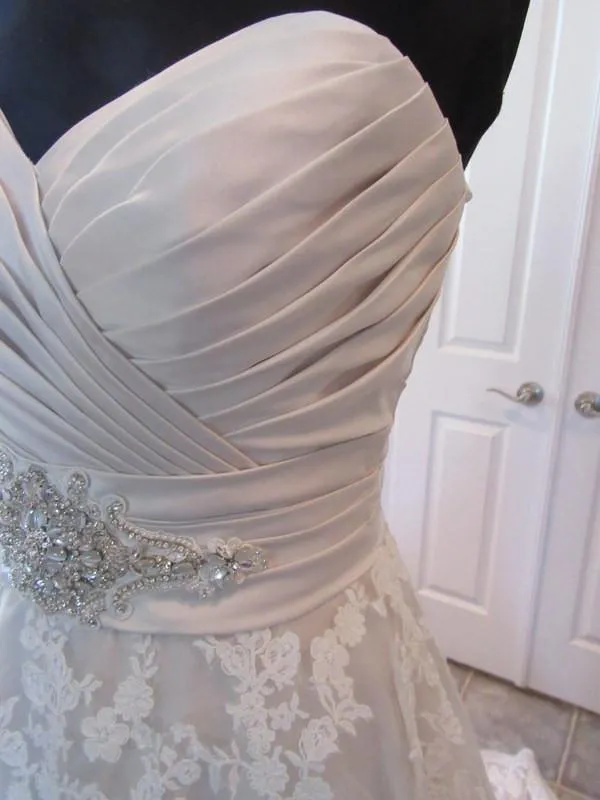 Allure Bridals 9202