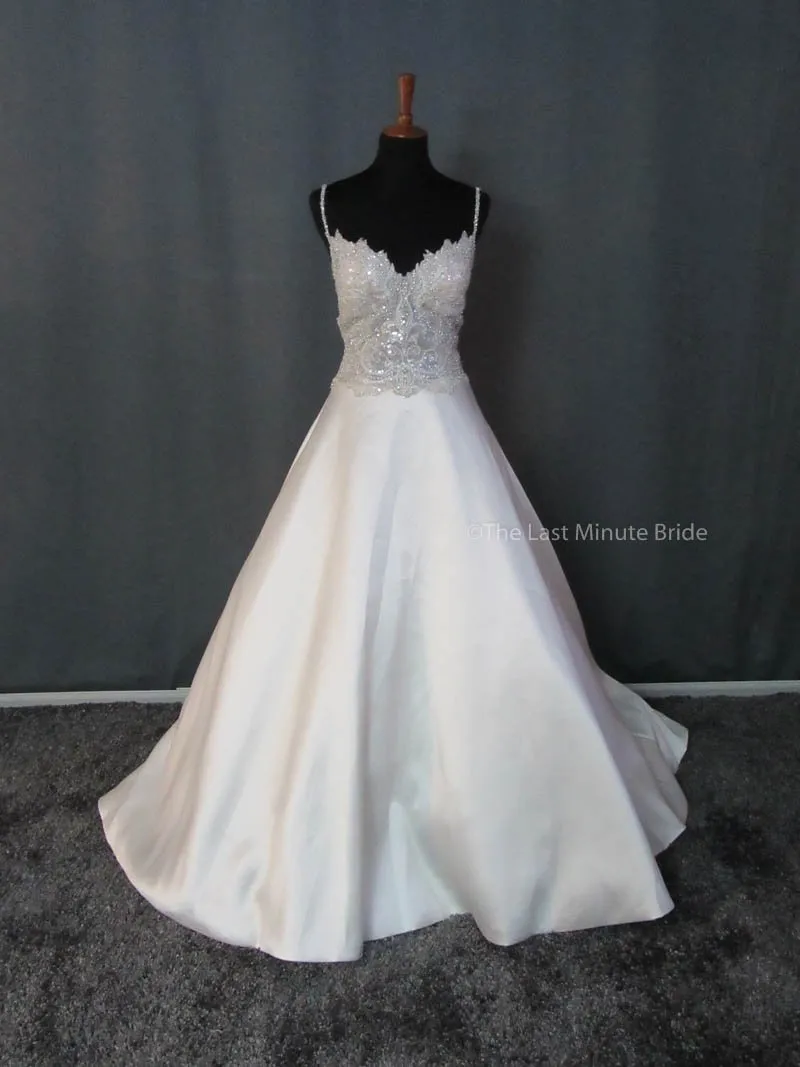 Allure Bridals 9404