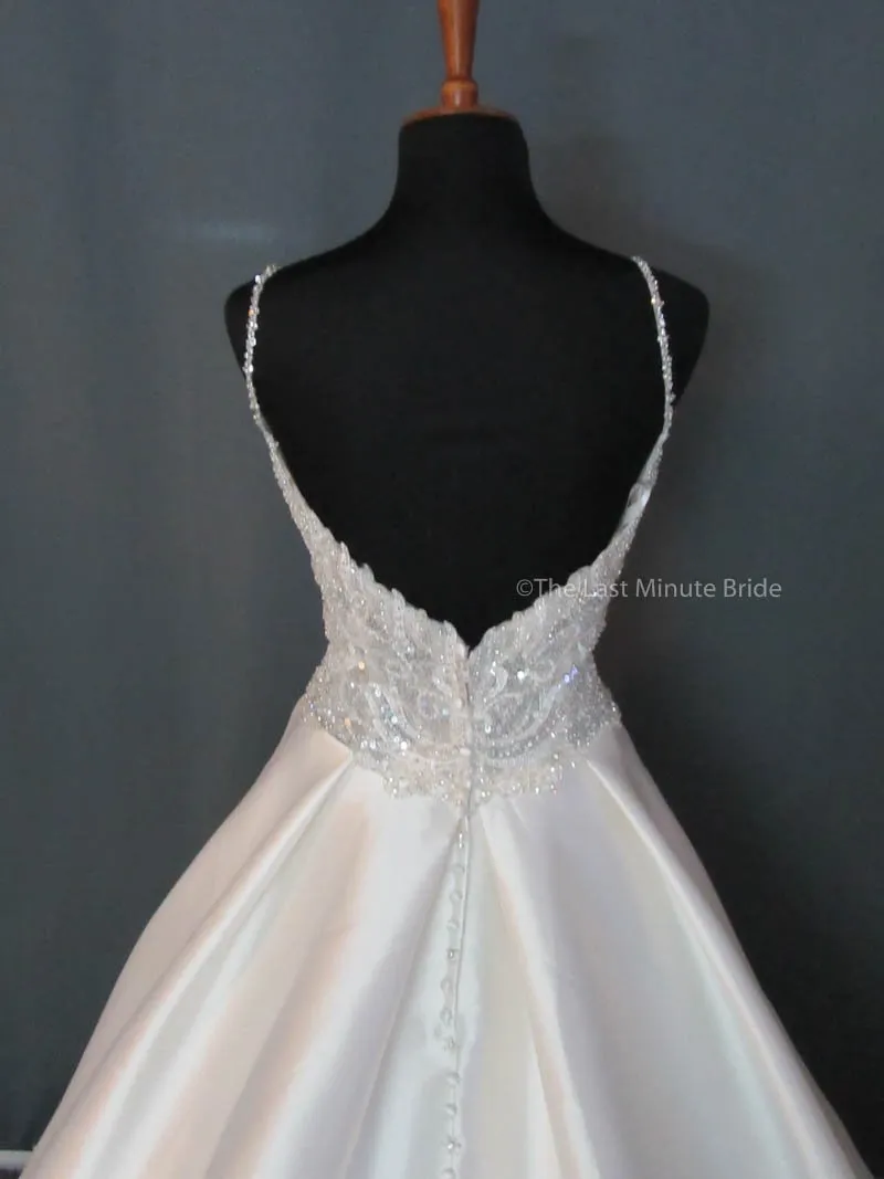 Allure Bridals 9404