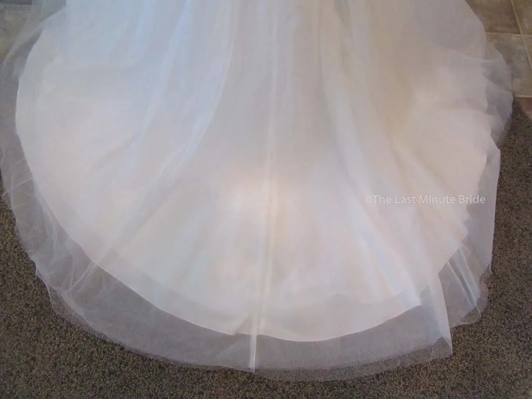 Allure Bridals W419