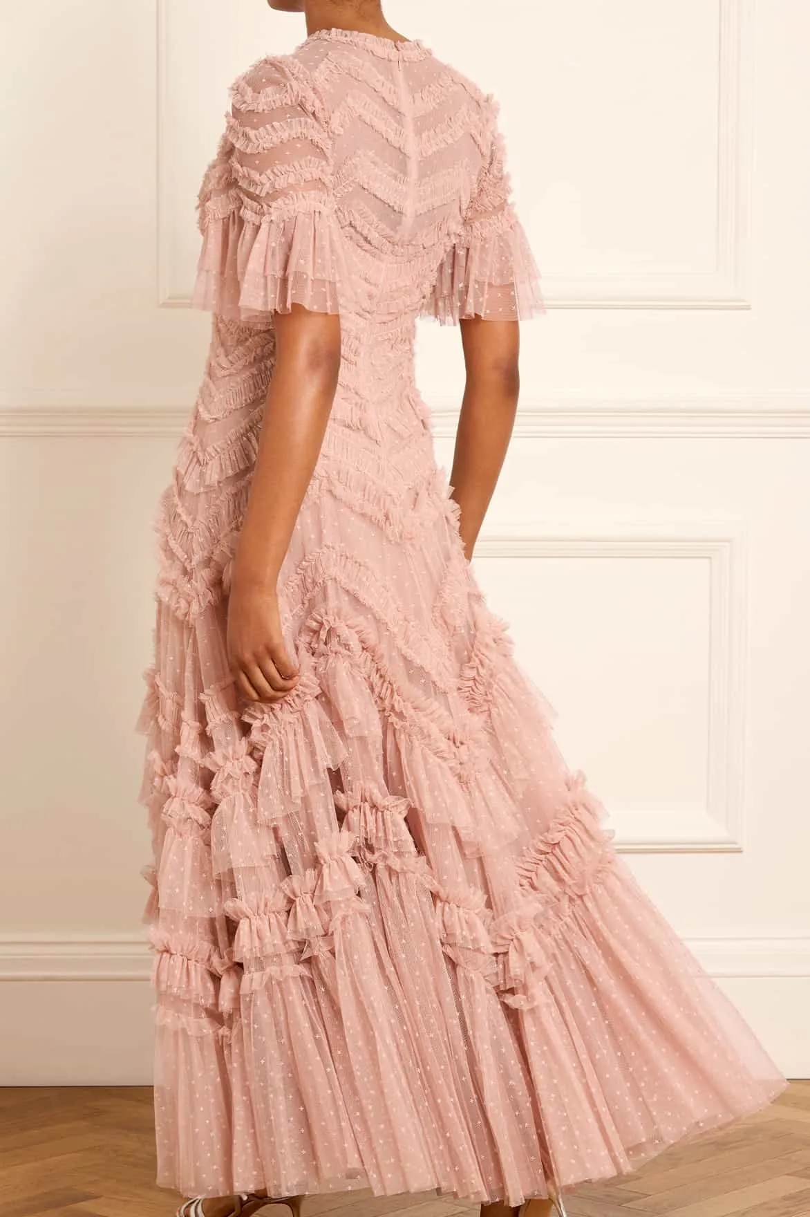 Elia Short Sleeve Gown