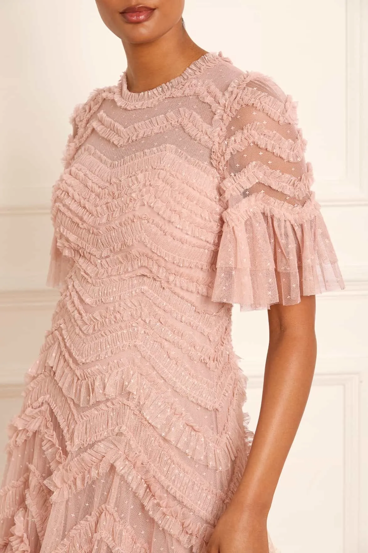 Elia Short Sleeve Gown