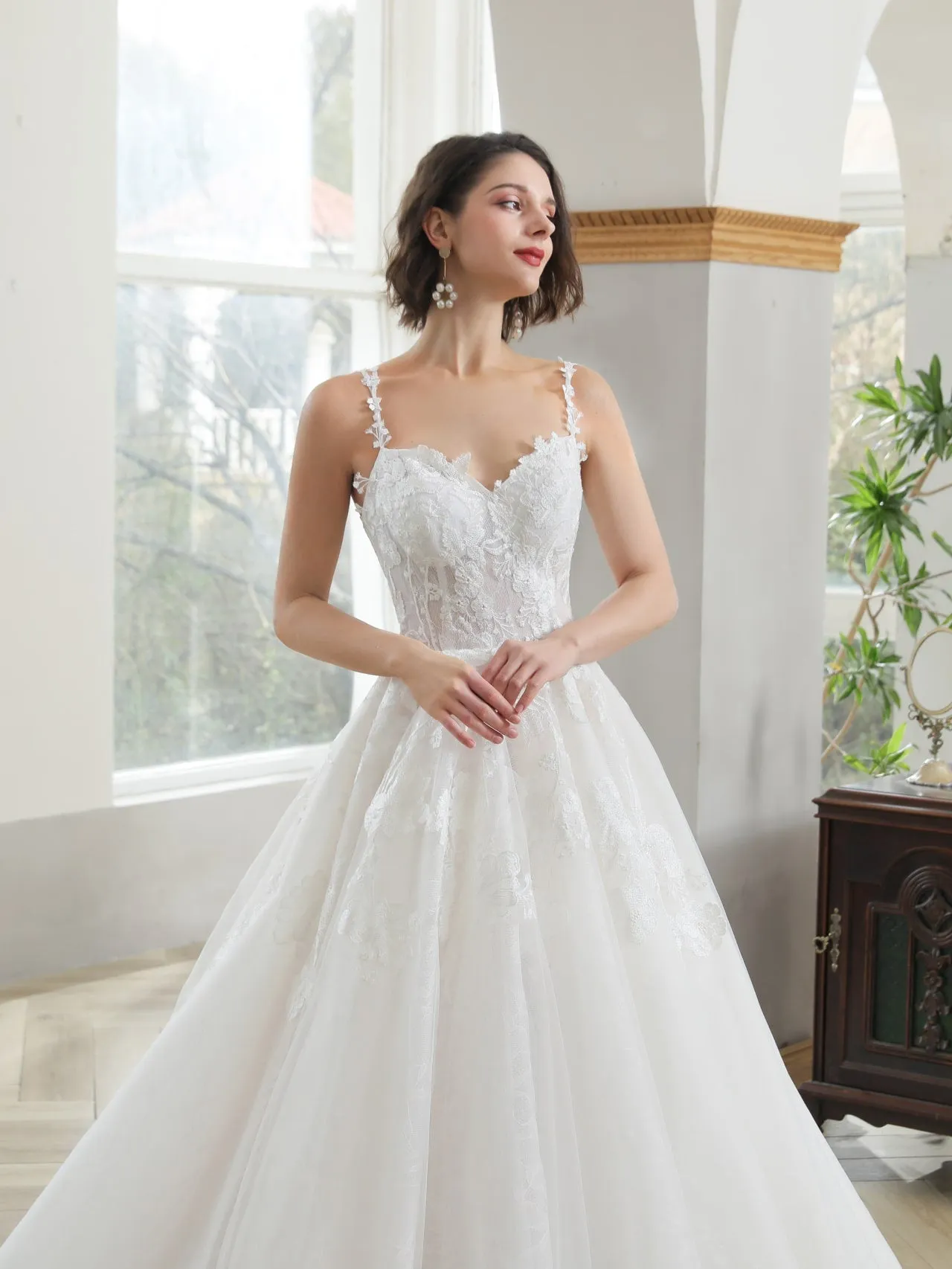 Floral Lace Sweetheart Full A-Line Wedding Dress | Rosalind