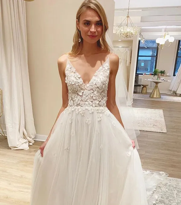 Ivory Tulle A-line V-Neck Sweep Train Wedding Dresses With Flowers, SW382