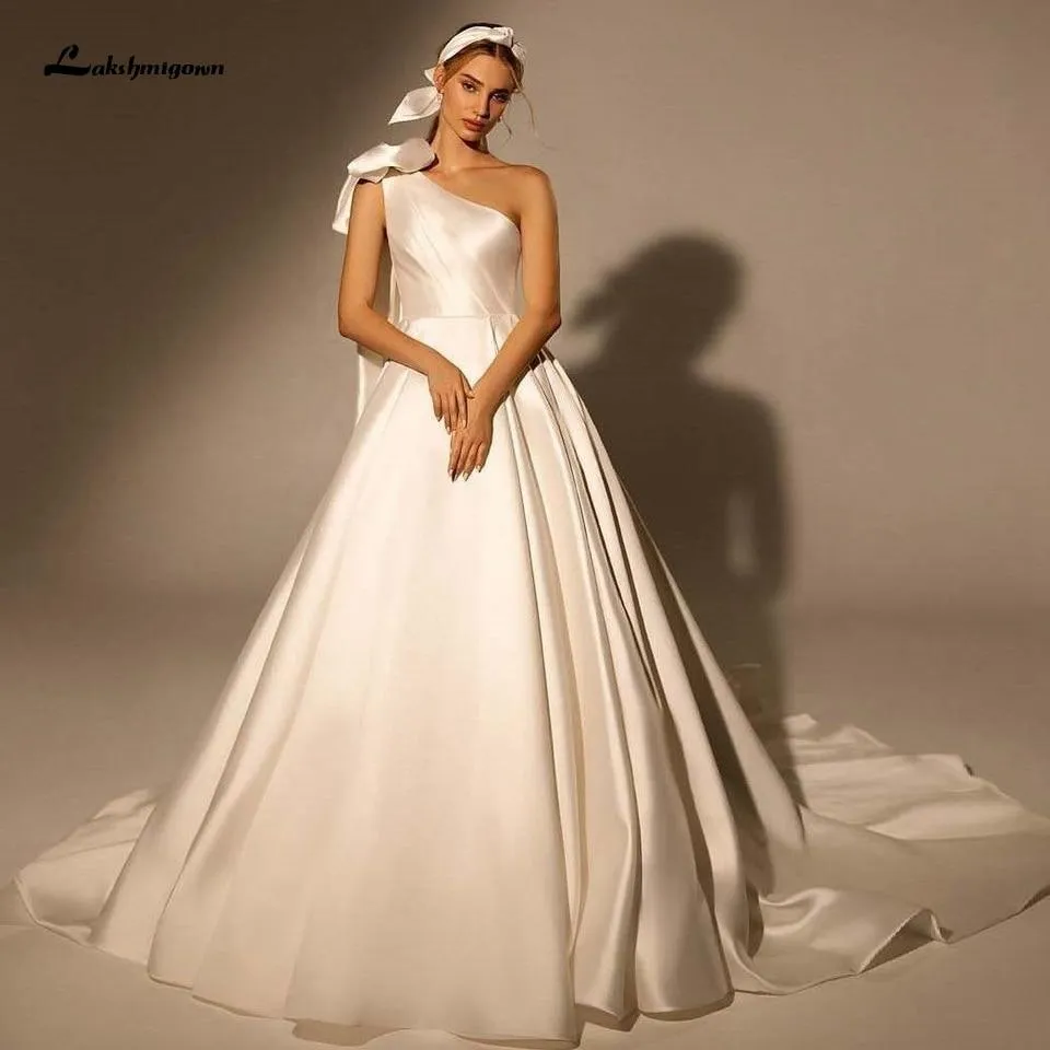 One Shoulder Satin Wedding Gowns Long Train
