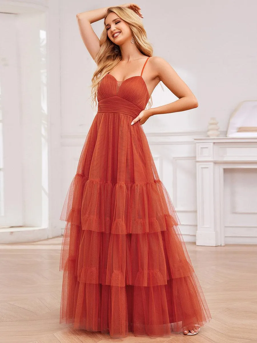 Robe de demoiselle d'honneur à bretelles spaghetti en tulle à plusieurs niveaux