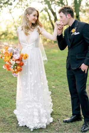 Roycebridal White Tulle A-line V-neck Flowers Beach Wedding Dresses, Bridal Gowns, MW730