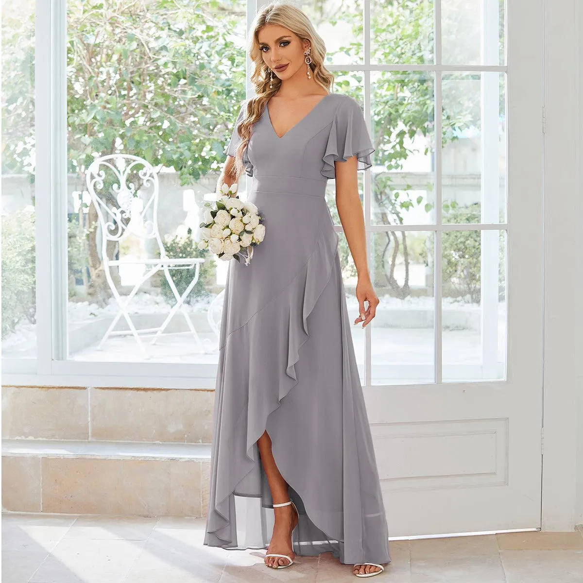 Taille personnalisée Robe demoiselle d'honneur Ourlet en feuille lotus Charmante